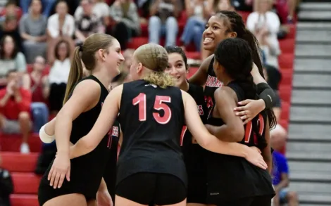 Williamsport volleyball plays great down stretch to sweep Troy 3-0